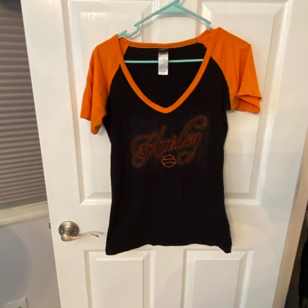 Women’s Harley Davidson shirt